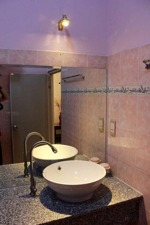 Sunshine Hotel Хошимин Стая снимка